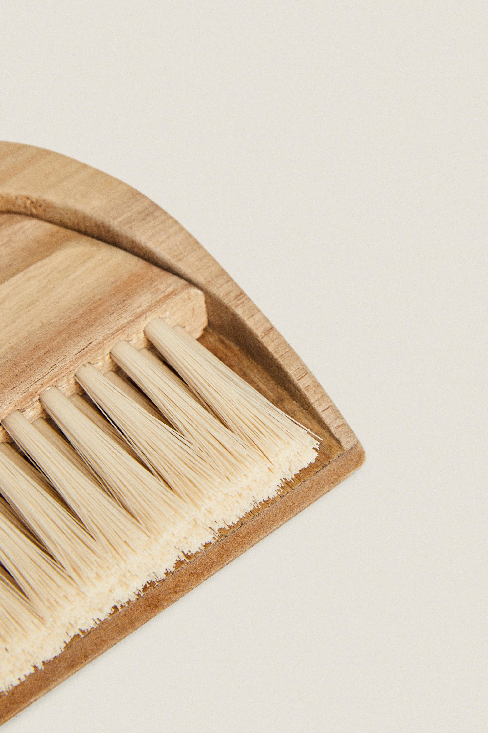 BROSSE PELLE BOIS